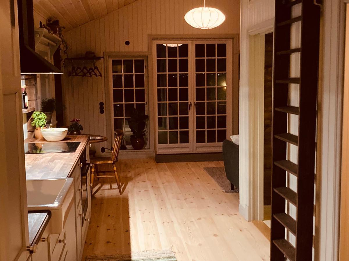 Sjoestugan Vallersvik Frillesas Экстерьер фото